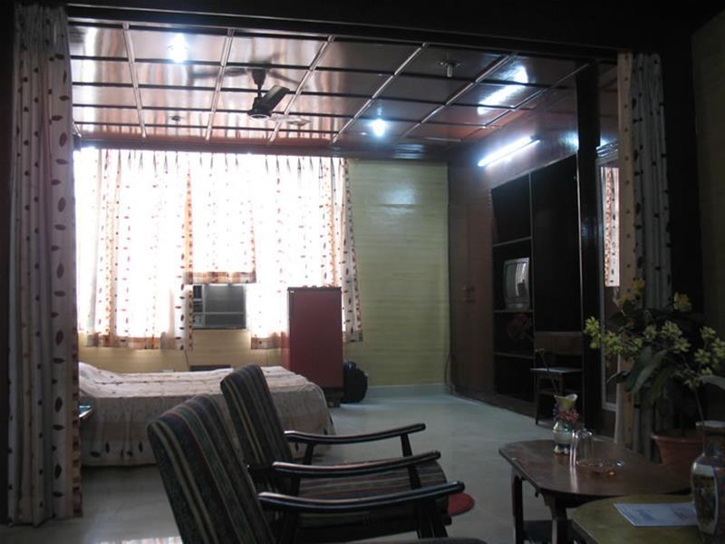 Gaurav Hotel Kanpur Esterno foto